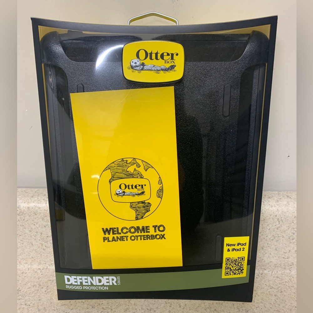 Otter Box Defender Series Case for iPad 2 - Black